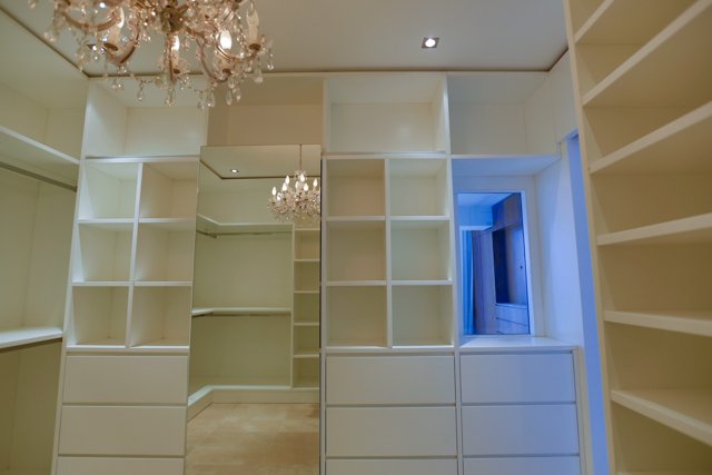 Custom furniture project photograph 12